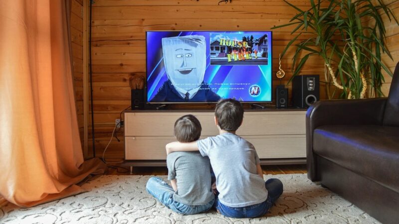 Plongée nostalgique dans les séries des années 80