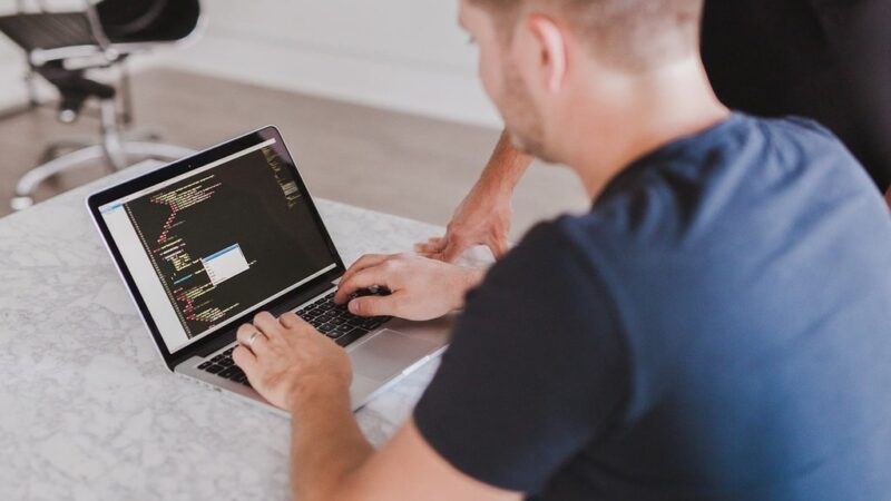 Bien choisir son hébergement web pour un site performant